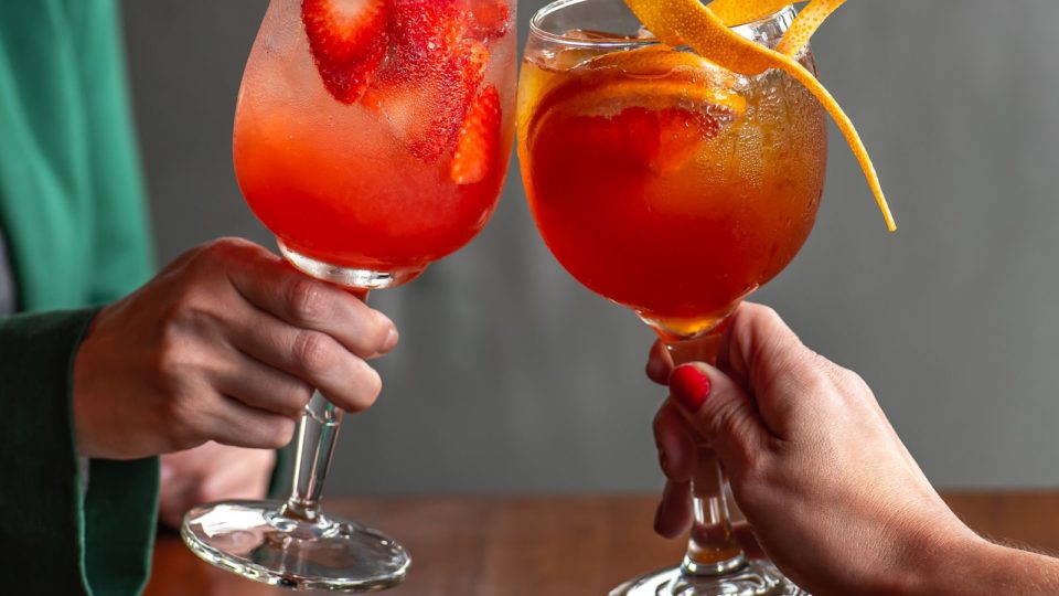 Drinks borbulhantes: saiba onde encontrar toda a quarta-feira em Curitiba Drinks