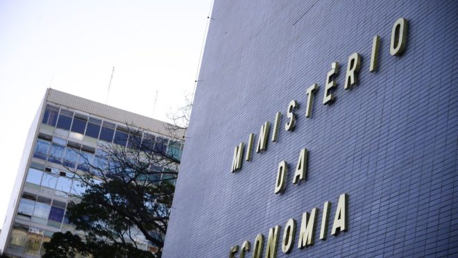 Apesar dos números negativos do PIB, Ministério da Economia destacou &#8220;qualidade do crescimento&#8221;.