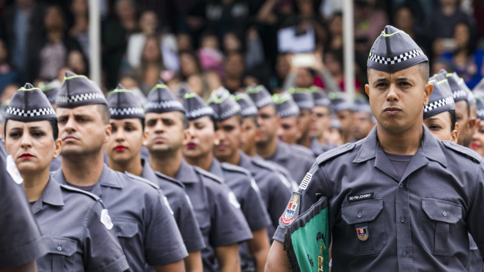 Rumores de “golpe de PMs” não se concretizam e policiais alegam discriminação à categoria Rumores de “golpe de PMs” não se concretizam e policiais reclamam de discriminação em razão do seu ofício