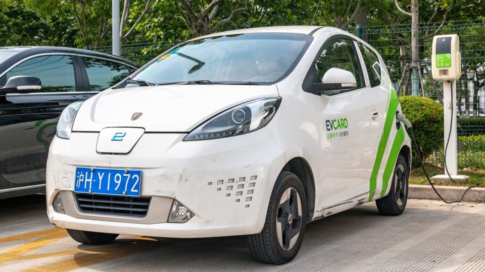 Carros elétricos e IoT: como Xiaomi e Huawei estão se diversificando para recuperar terreno perdido Xiaomi e Huawei diversificam produtos