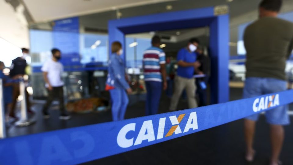 Caixa abre concurso com mil vagas em todo país As inscrições seguem abertas até o dia 27 no site da Fundação Cesgranrio