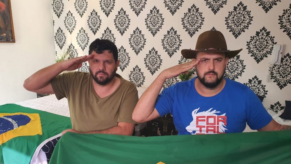 E se Bolsonaro denunciasse na ONU que Brasil tem presos políticos O jornalista Oswaldo Eustáquio e o caminhoneiro Zé Trovão no México