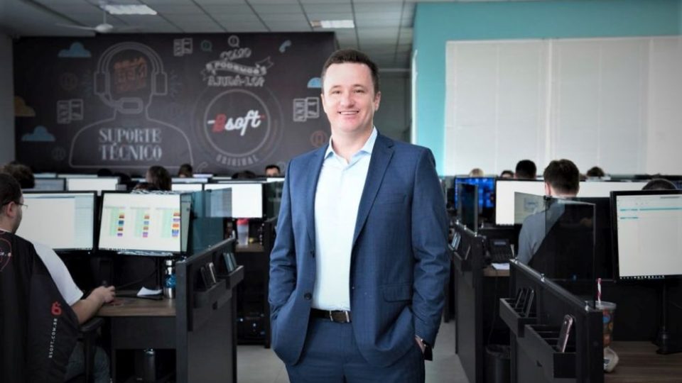 Paranaense líder em softwares para logística anuncia fusão com holding paulista Bsoft