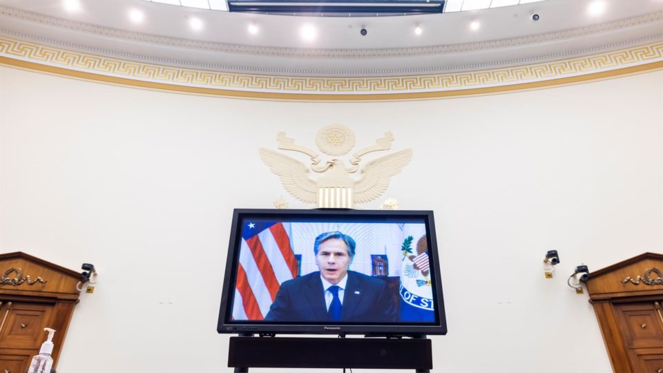 Republicanos pedem renúncia de secretário de Estado durante audiência sobre Afeganistão Antony Blinken participou de audiência virtual da Comissão de Relações Exteriores da Câmara dos Deputados