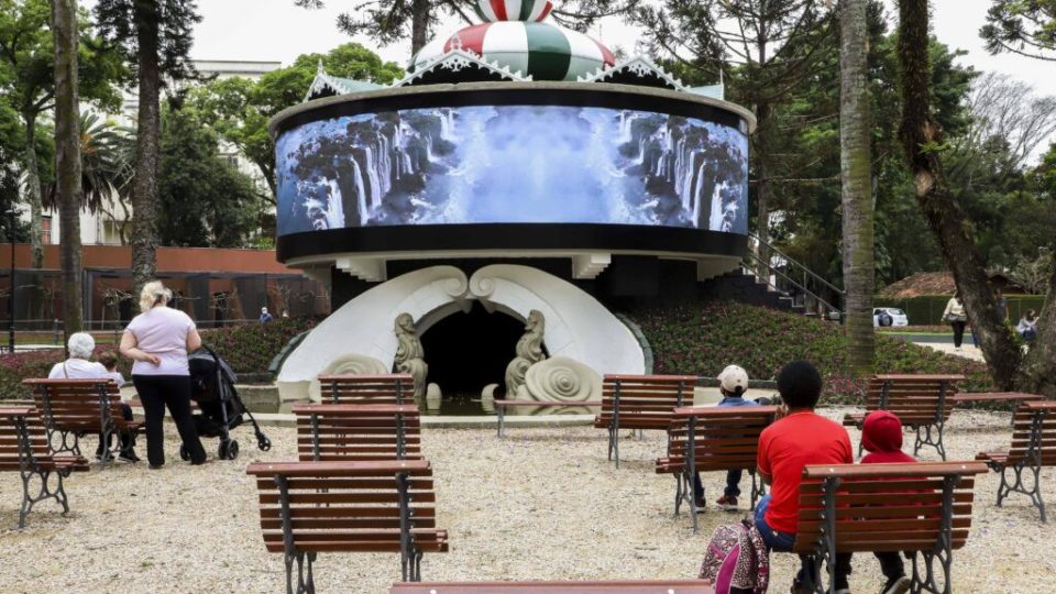 Coreto Digital do Passeio Público exibe estreia de curta gravado na Vila das Torres coreto digital do passeio público