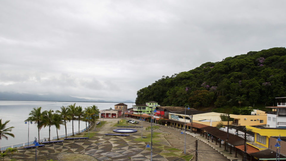 Guaraqueçaba é primeira cidade do Paraná a vacinar adolescentes no PNI Guaraqueçaba, no litoral do Paraná.