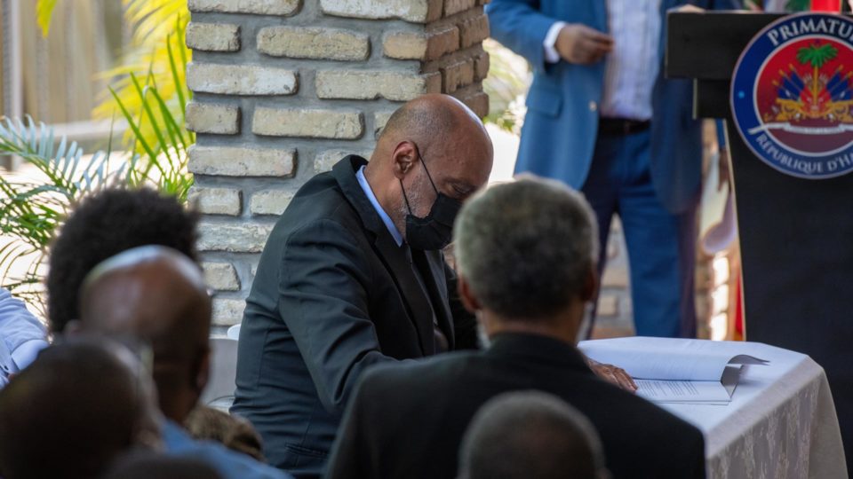 Premiê haitiano demite procurador que pediu sua investigação por assassinato O primeiro-ministro do Haiti, Ariel Henry
