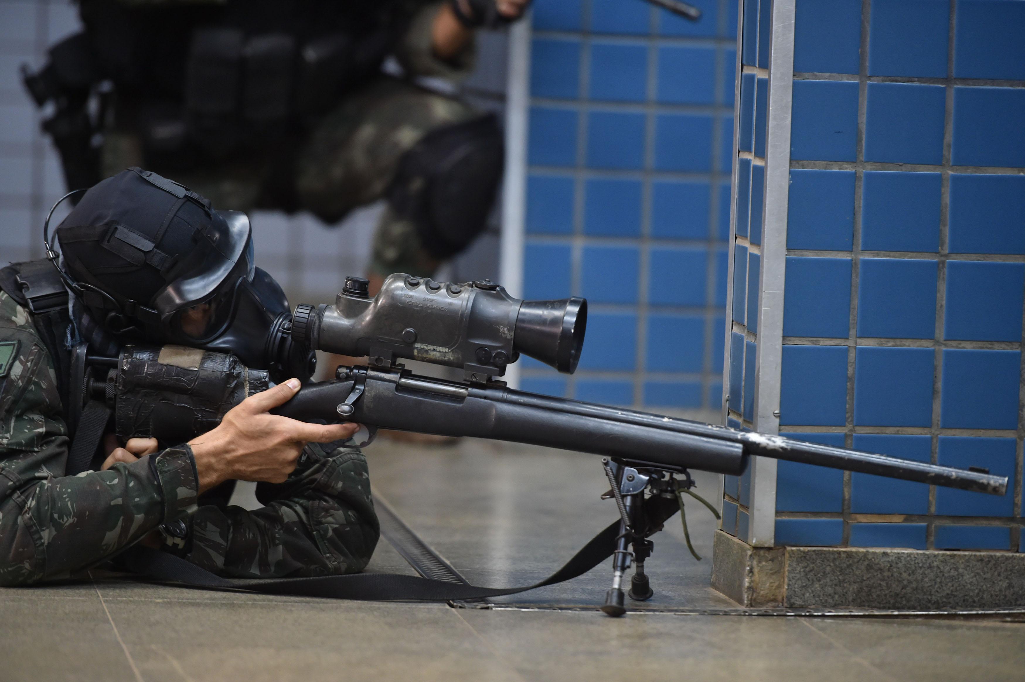 Militar em treinamento contra terrorismo em Brasília, em 2016