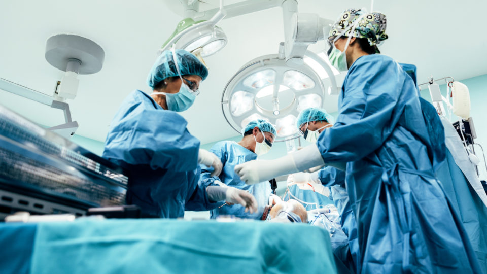Avanços tecnológicos permitiram que a cirurgia bariátrica se tornasse um procedimento cada vez mais seguro e menos invasivo ao paciente.