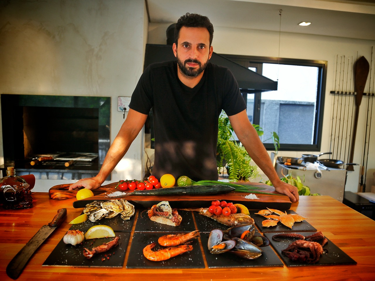 Depois do sucesso com a carne de porco, no Porks, Zé Netto investe em peixes e frutos do mar. Foto: Divulgação Depois do sucesso com a carne de porco, no Porks, Zé Netto investe em peixes e frutos do mar. Foto: Divulgação