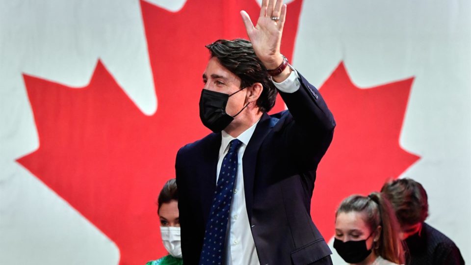 Trudeau vence terceiro mandato no Canadá, mas sem maioria do Parlamento Justin Trudeau, primeiro-ministro do Canadá e líder do Partido Liberal, comemora sua vitória eleitoral em Montreal, Quebec, Canadá, 20 de setembro