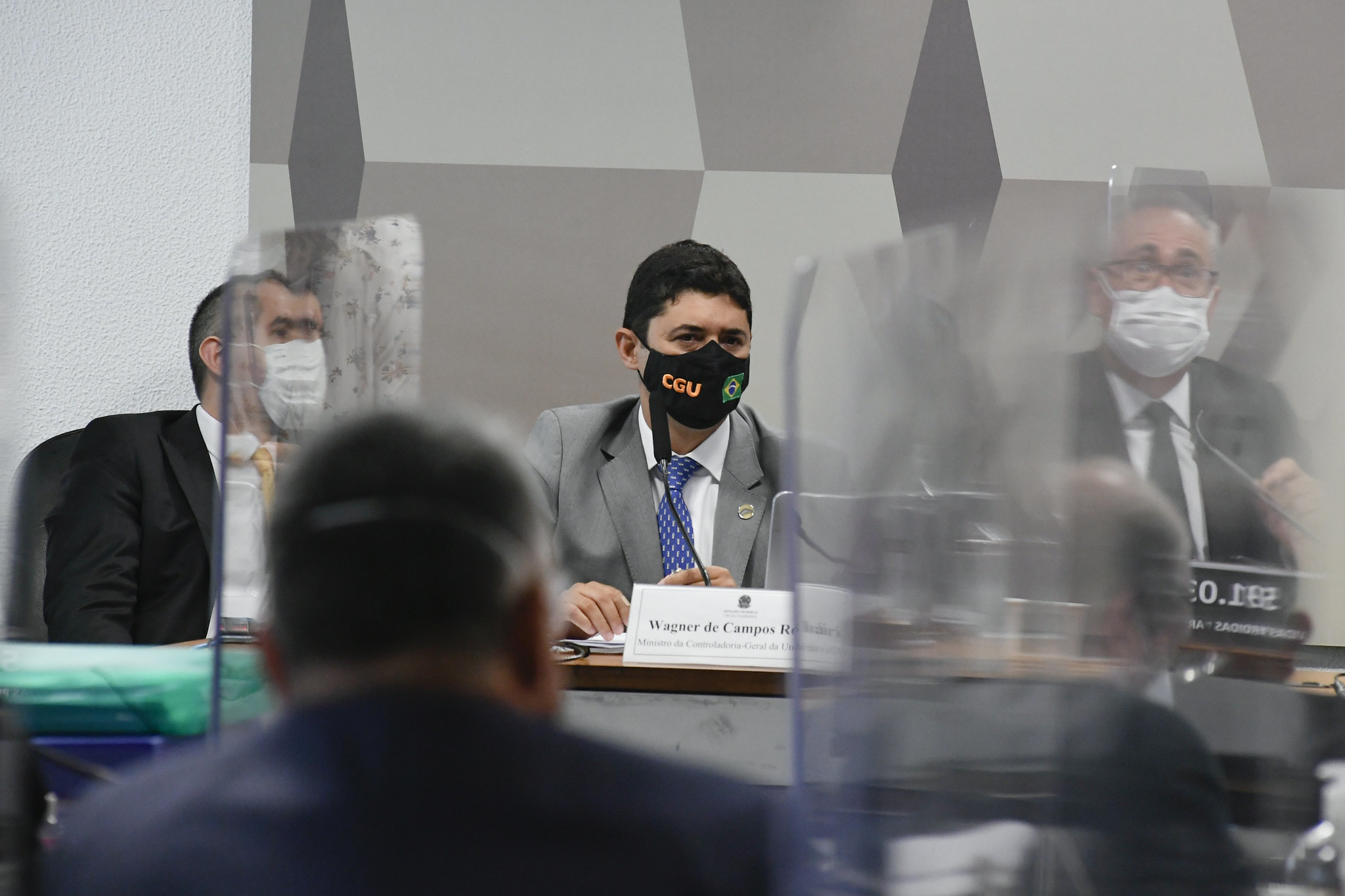 Ministro cita segredo de justiça e não confirma acusações contra Consórcio Nordeste