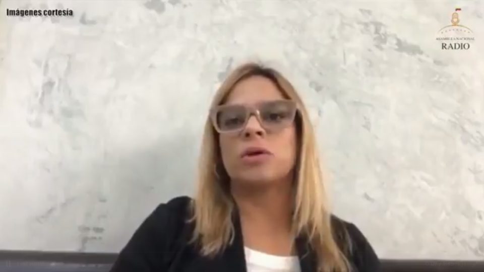 Advogada denuncia aumento de torturas de venezuelanas presas Advogada de direitos humanos Ana Leonor Acosta apontou aumento nos casos vitimando mulheres detidas por razões políticas