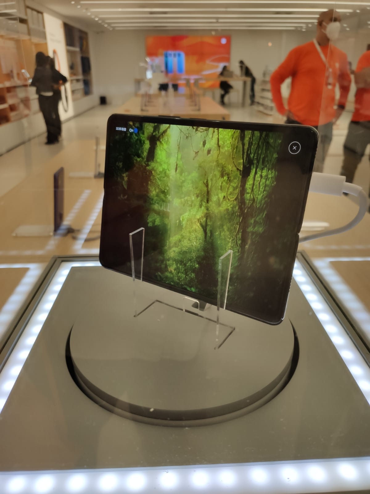 Mix Fold funciona como tablet e celular dobrável, e é o primeiro do tipo da marca chinesa. Mix Fold funciona como tablet e celular dobrável, e é o primeiro do tipo da marca chinesa.
