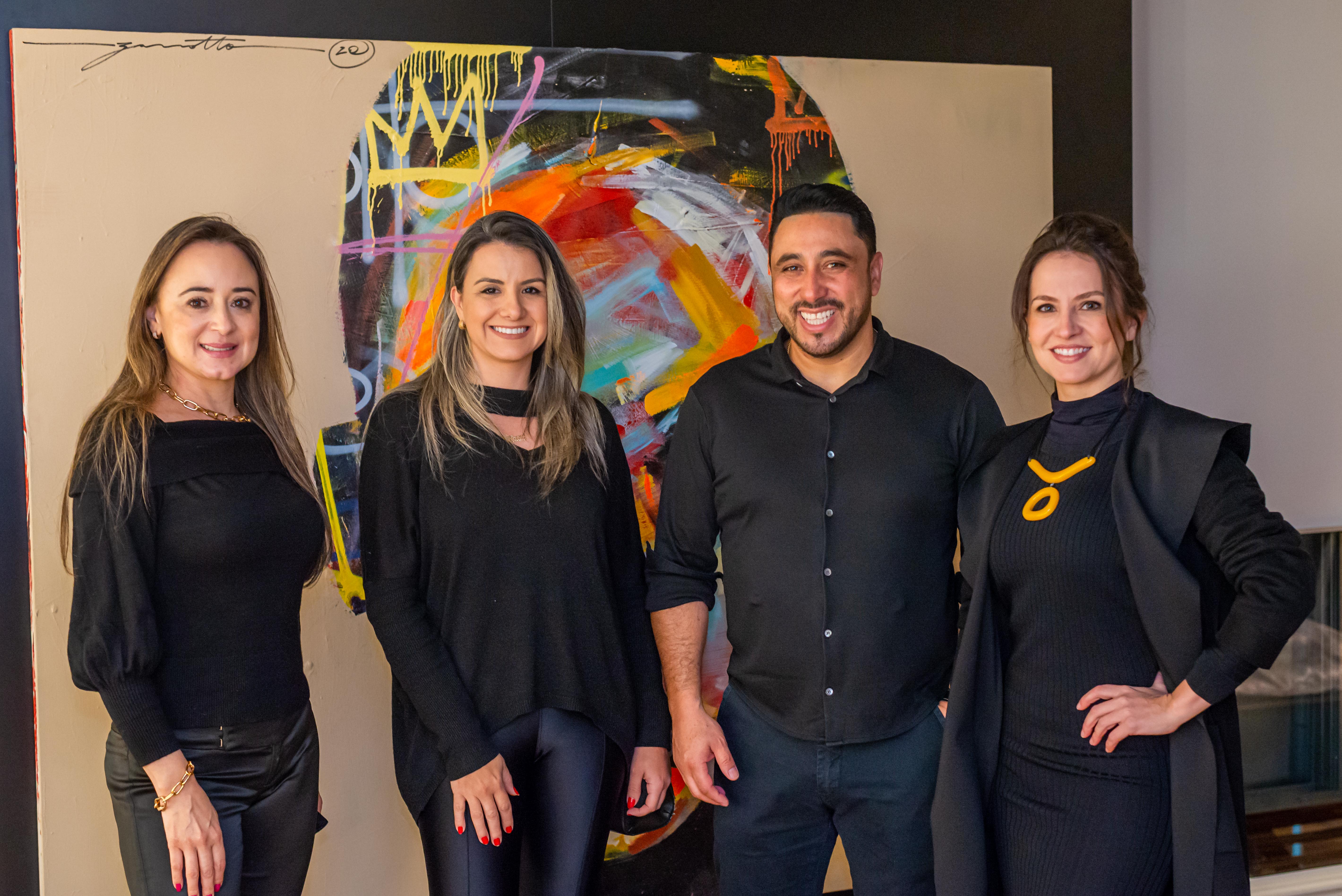Alessandra Ramos, Ediane Tramujas, Eleandro Miranda e Ana Crivellaro. Alessandra Ramos, Ediane Tramujas, Eleandro Miranda e Ana Crivellaro.