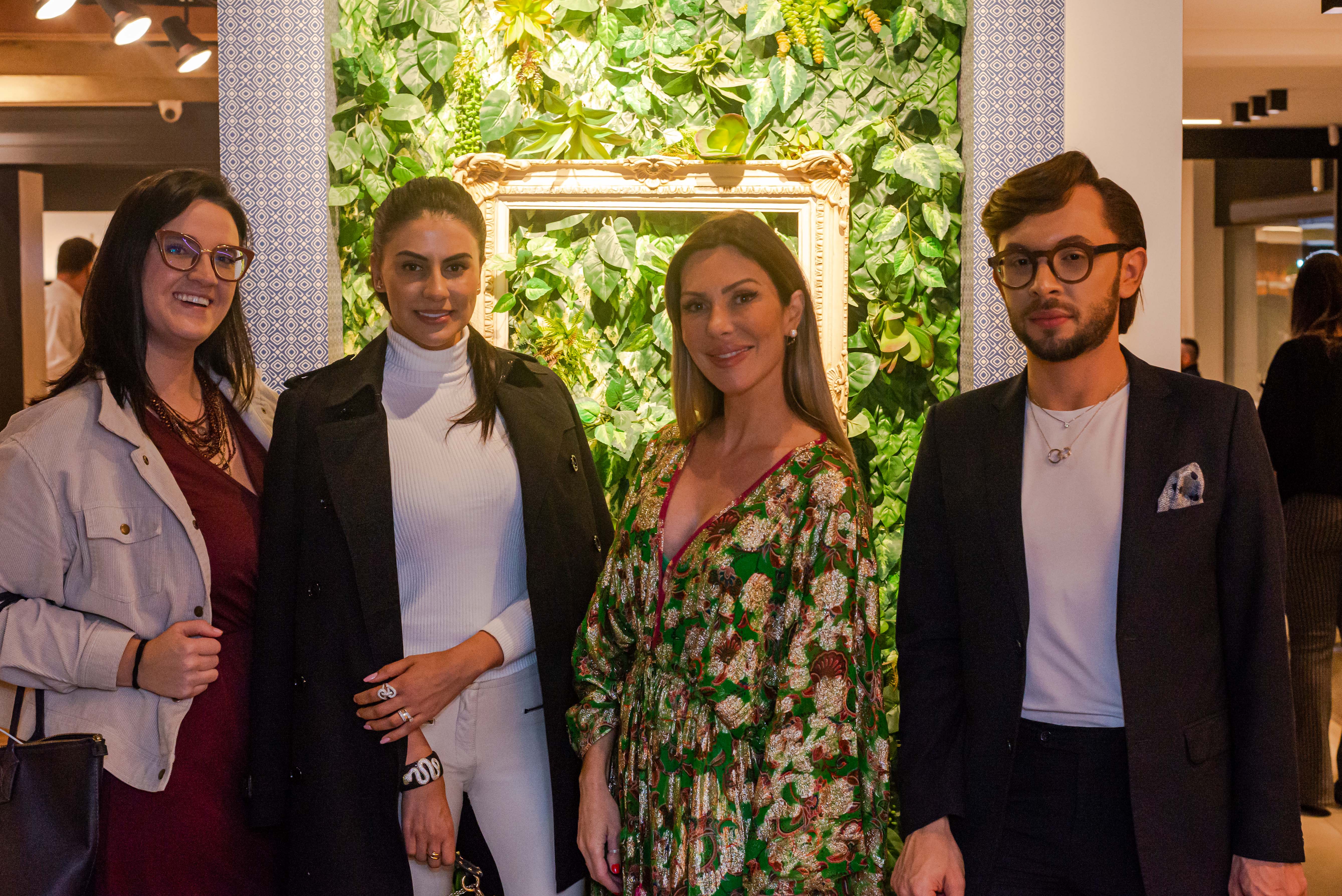 Gabriela Coutinho, Bru De Donno, Lis Faiad e Reginaldo Souza. Gabriela Coutinho, Bru De Donno, Lis Faiad e Reginaldo Souza.