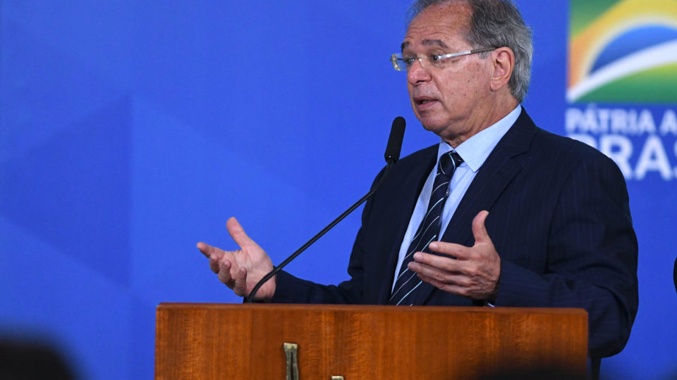 Paulo Guedes diz que alimentos e energia causaram alta da inflação Guedes afirmou ainda que o Brasil gastou mais do que outros país em ações contra a Covid-19.
