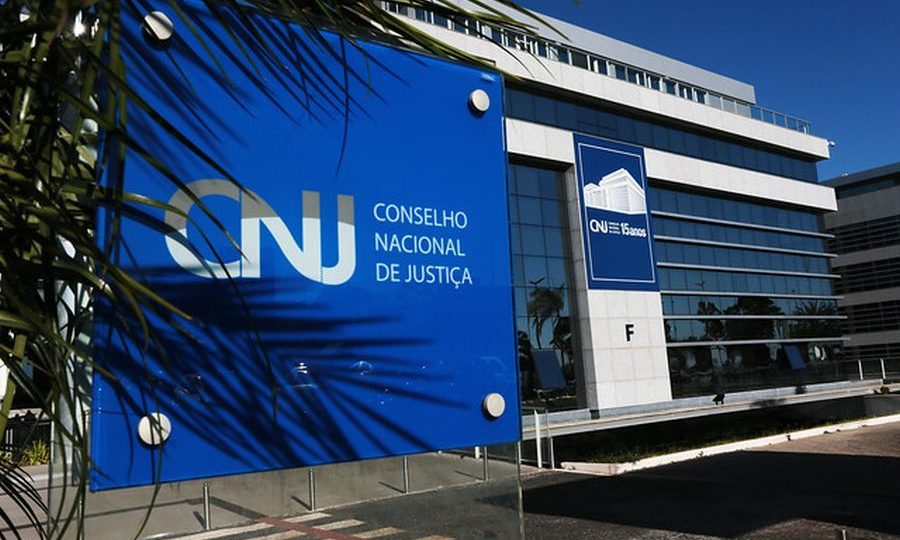 CNJ defende “limite” à liberdade de expressão e diz que não pode ser confundida com discurso de ódio Fachada do CNJ