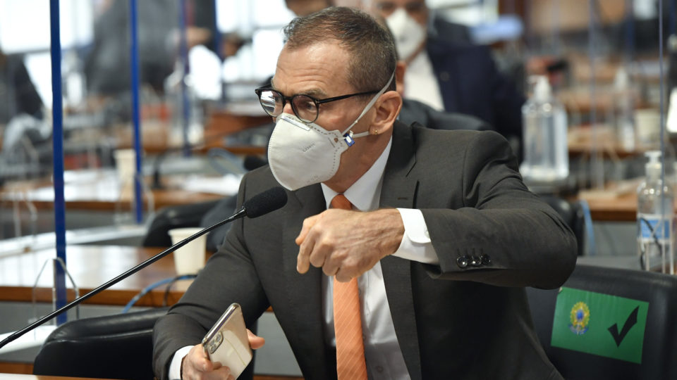 O senador Fabiano Contarato (Rede-ES)