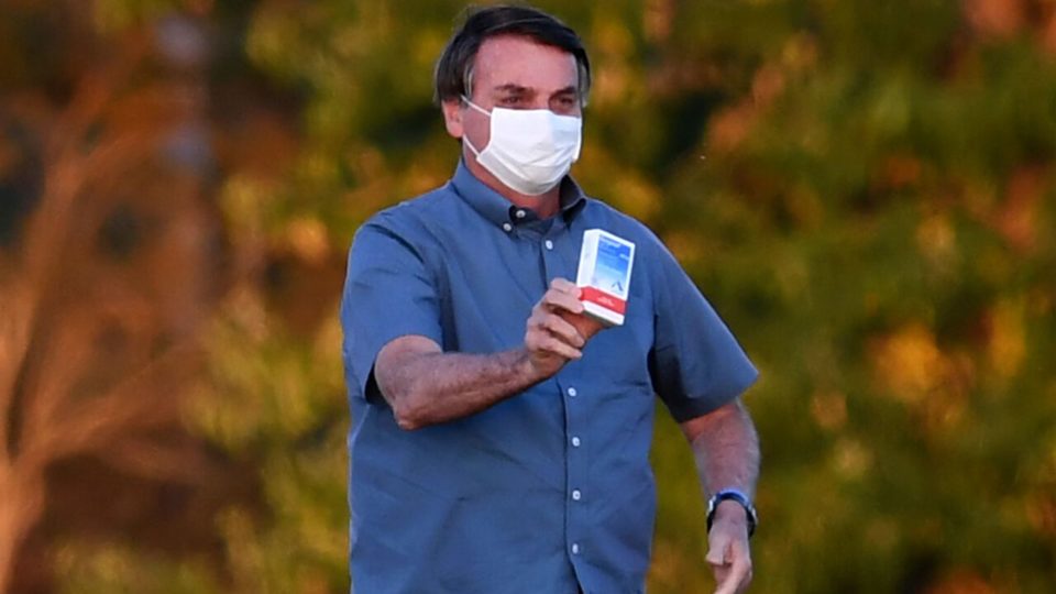 Só a política explica CFM manter parecer sobre hidroxicloroquina parecer