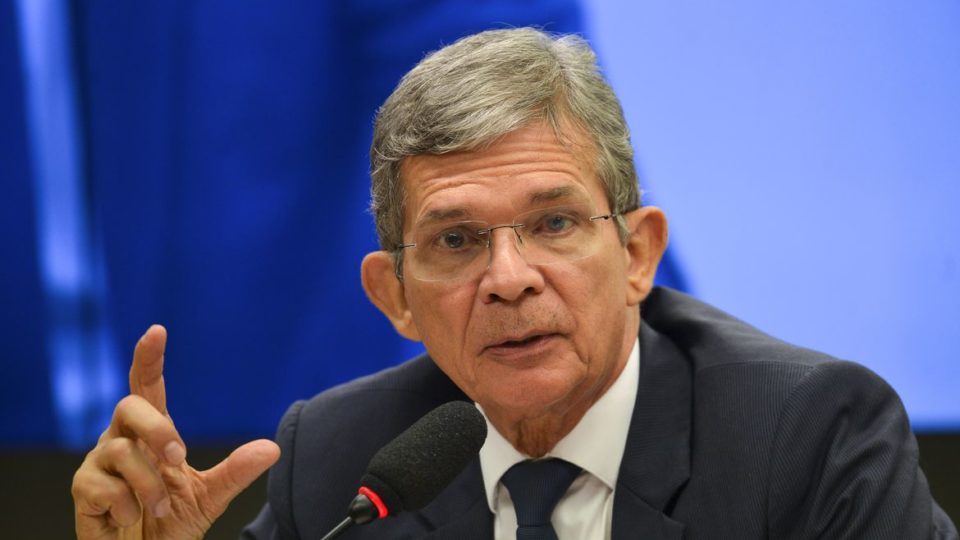 Preço de mercado garante saúde financeira, dividendos e investimentos, diz Petrobras O presidente da Petrobras, general Joaquim Silva e Luna