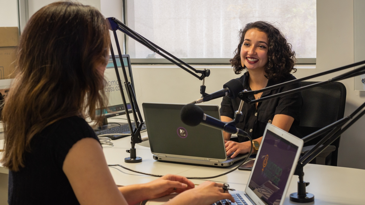 GazzConecta, em parceria com a Women Leadership, lança o podcast Woman Boss Cast