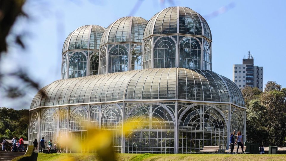 Cidade inteligente: Curitiba é vencedora do Latam Smart City Awards 2021 Curitiba vence Latam Smart City Awards 2021 pelo ecossistema do Vale do Pinhão