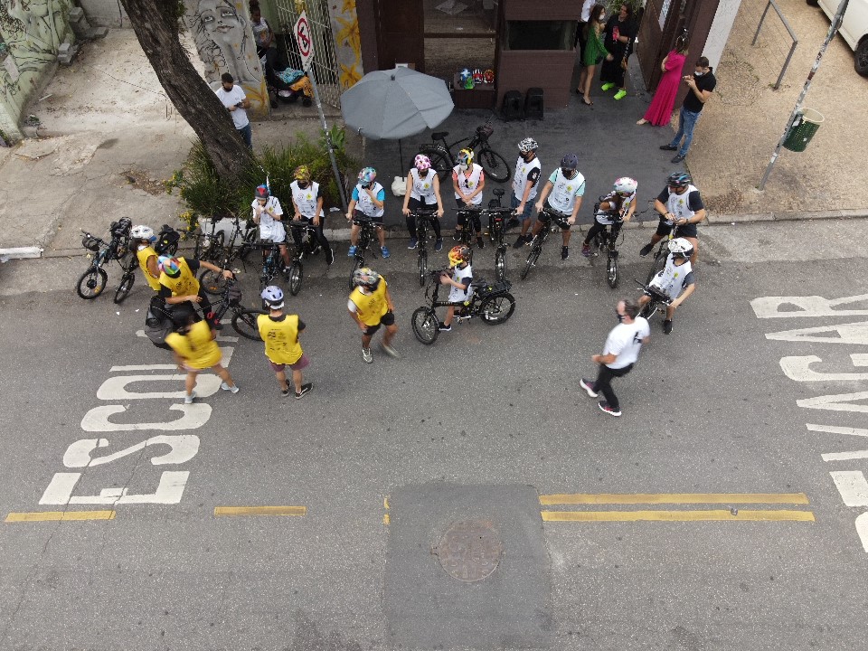 Tour de bike passa pelos principais pontos dos bairros Vila Madalena e Pinheiros. Tour de bike passa pelos principais pontos dos bairros Vila Madalena e Pinheiros.