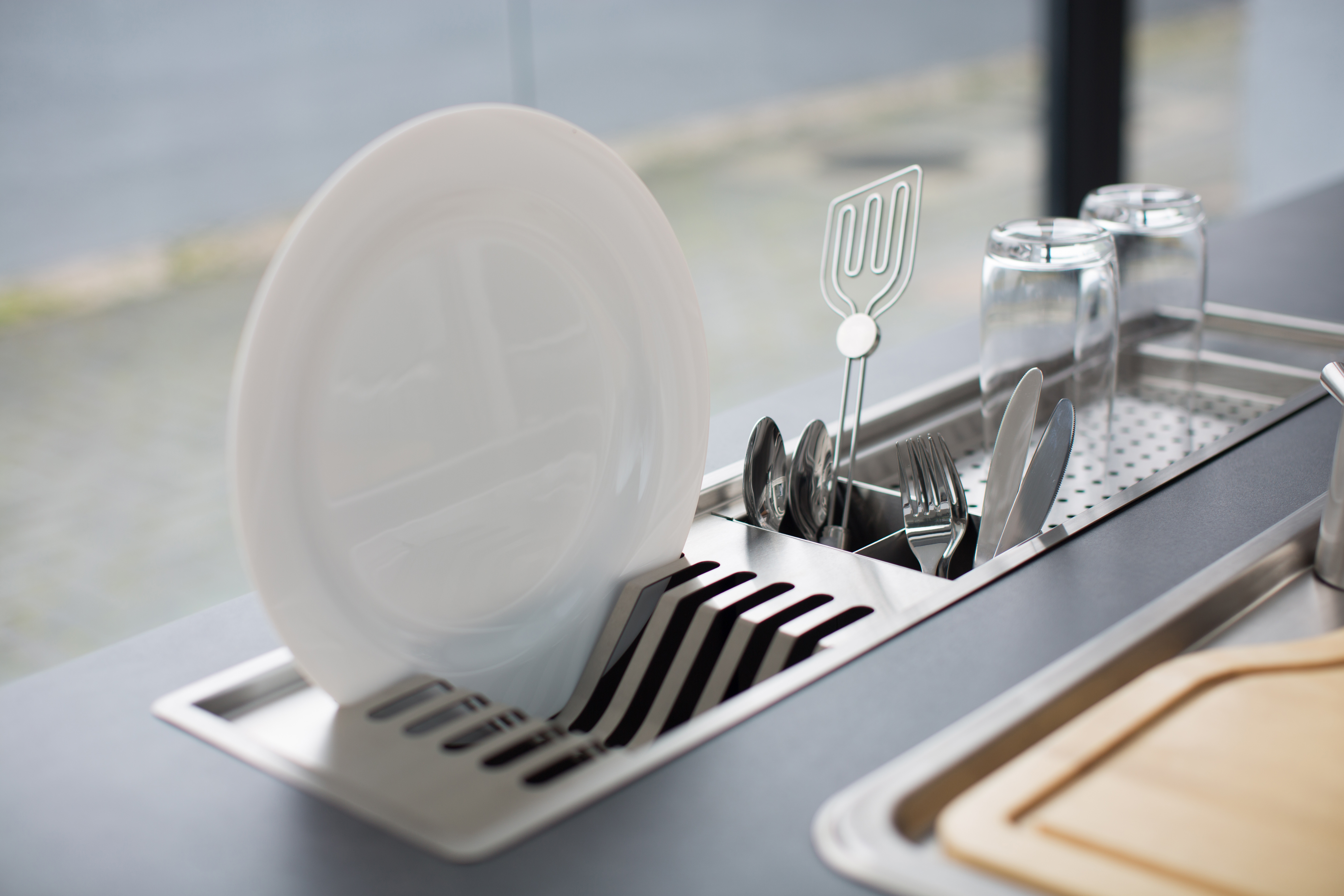 Saiba como as calhas úmidas e secas podem mudar positivamente o espaço de sua cozinha