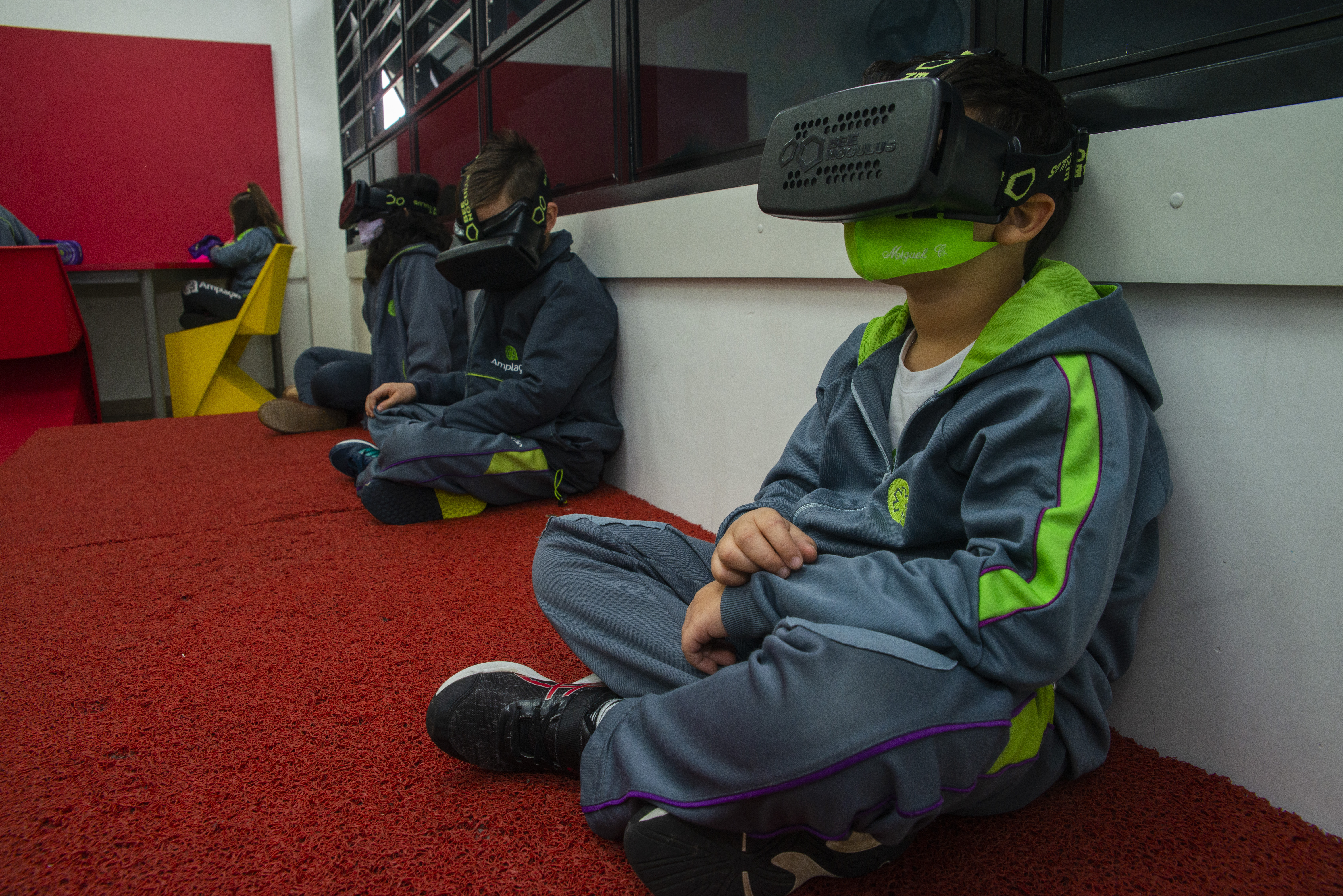 A tecnologia permite diferentes abordagens pedagógicas que tornam o aprendizado mais interessante aos alunos.