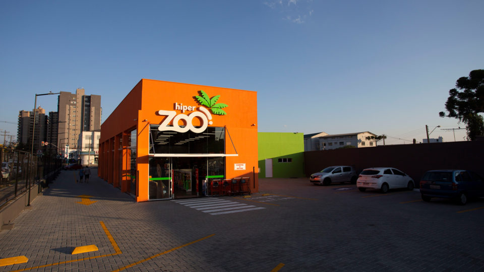No HiperZoo, você encontra tudo que precisa para seu pet em um único espaço.