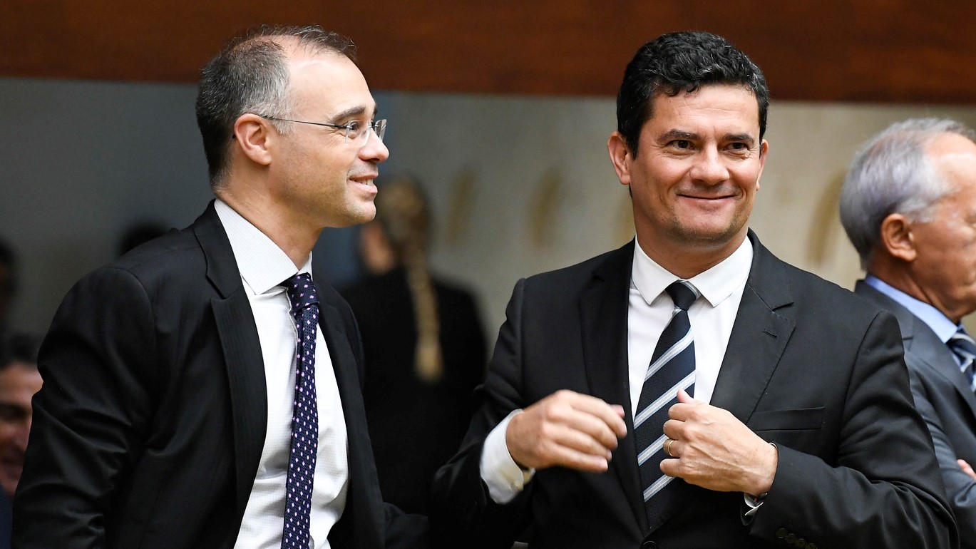 André Mendonça e Sergio Moro, no plenário do STF, no início de 2020