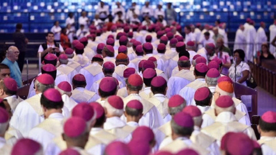 A CNBB é de esquerda? Ela representa a Igreja Católica? Os fiéis católicos são obrigados a seguir apenas o que o bispo da sua diocese determinar e, mesmo assim, desde que sejam orientações sobre o conjunto da fé e a moral.