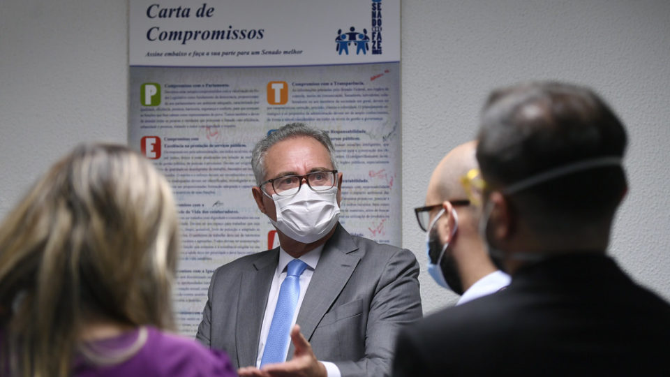 CPI da Covid vai terminar em ruínas Relator da CPI da Covid, Renan Calheiros, responde a nove processos na Justiça