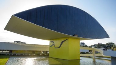 Museu Oscar Niemeyer anuncia suspensão de atividades na área externa Museu Oscar Niemeyer