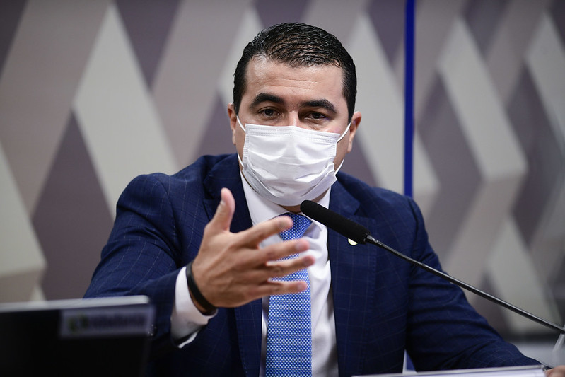 Conselho de Ética da Câmara adia análise de ações contra Miranda e Barros O deputado Luis Miranda (DEM-DF).