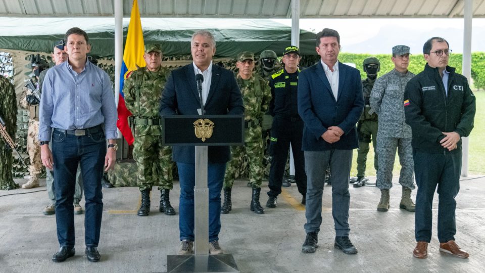 Traficante mais procurado da Colômbia é preso e presidente celebra golpe no crime Presidente da Colômbia, Ivan Duque, disse que prisão de “Otoniel” foi o maior golpe no narcotráfico desde a queda de Pablo Escobar, em 1993