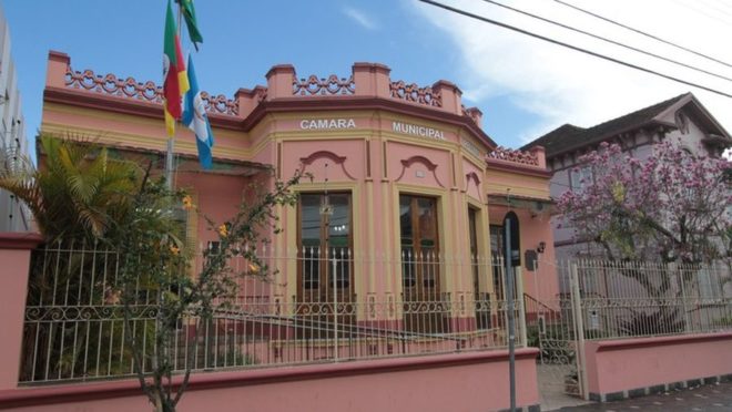 Pelotas: PL sugere reserva de vaga de emprego para travesti e transexual - Gazeta do Povo
