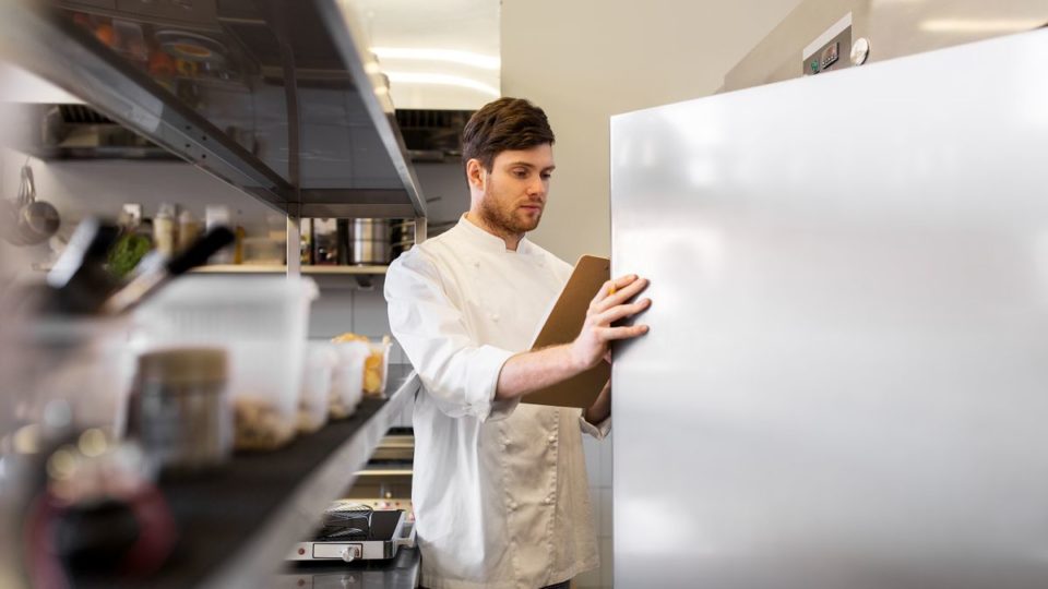 Como gerir o estoque com mais economia é tema de nova mentoria do FoodCo. como gerir o estoque