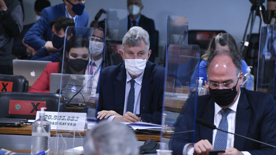O senador Luís Carlos Heinze, acusado de disseminar notícias falsas