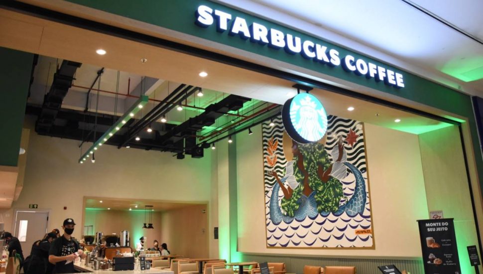 Segunda unidade da Starbucks em Curitiba é no Shopping Palladium.