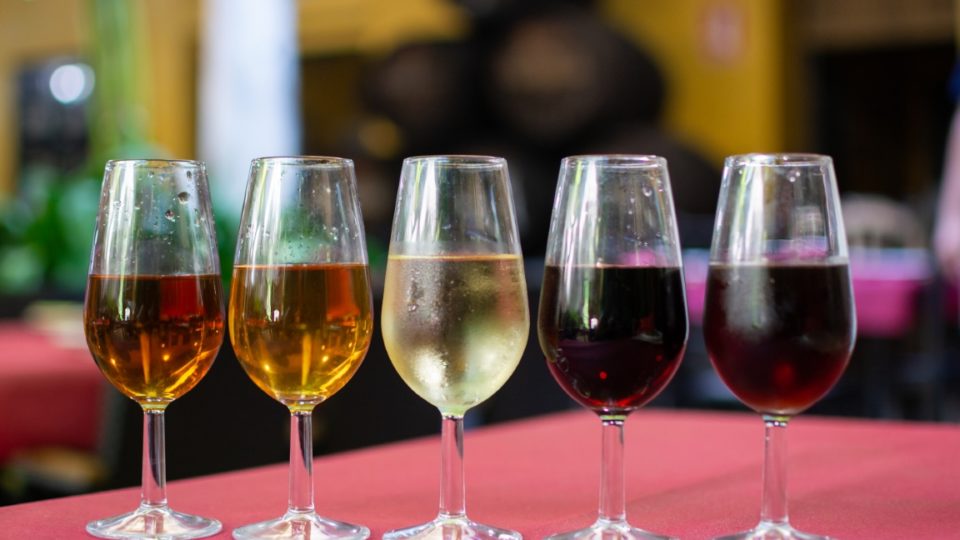 Os grandes vinhos da ensolarada e sensual Andaluzia Jerez: um dos mais célebres vinhos do mundo.