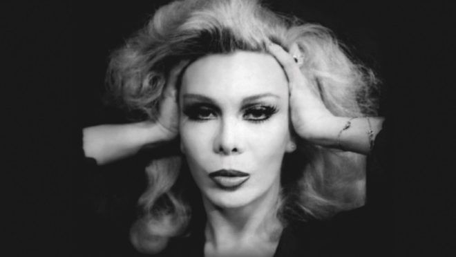 Travesti sonhava virar transformista, mas transgênero o transformou em traveco - Gazeta do Povo