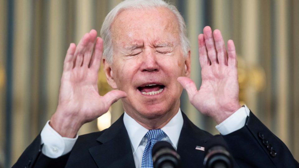 Biden tem índices de aprovação e desaprovação piores que os de Trump em novembro de 2017 Em pesquisa USA Today/Universidade de Suffolk, 64% disseram que não querem que Biden concorra a um segundo mandato em 2024