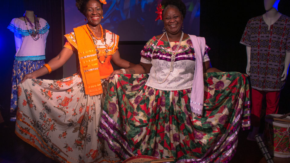 Filme de diretor curitibano sobre cultura do Macapá estreia no Cine Passeio Piedade e Laura do Marabaixo, algumas das artistas do filme Cartografia Sentimental Tucuju.