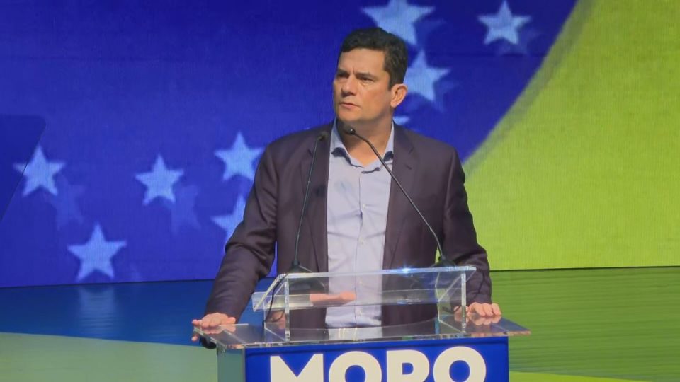 Moro mostra sua cara política – e sua nova voz! Moro mostra sua cara política – e sua nova voz!