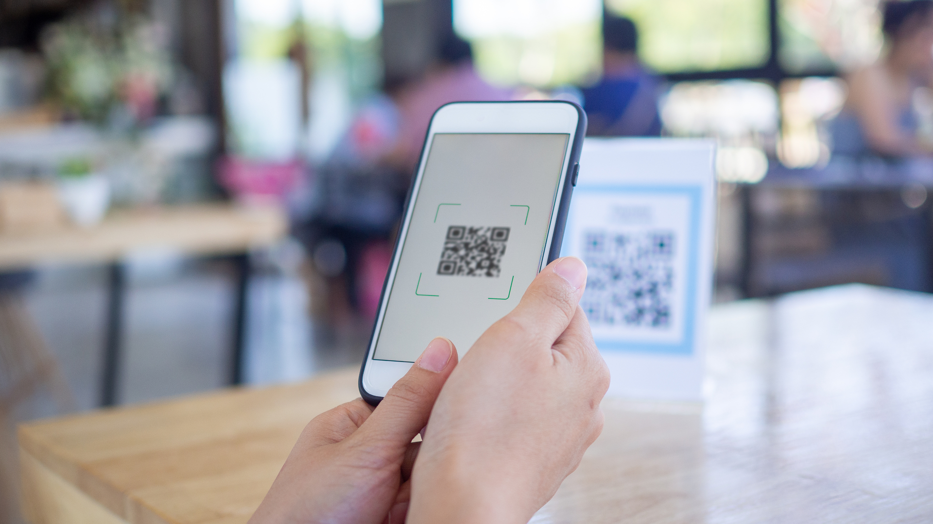 Uma das vantagens do cardápio digital é a possibilidade de fazer o pedido diretamente pelo smartphone