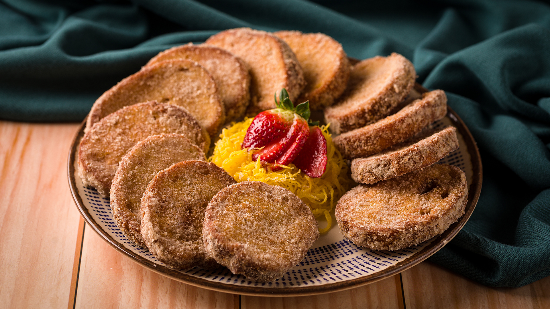 A rabanada é uma receita tradicional na Saint Germain no período do Natal.
