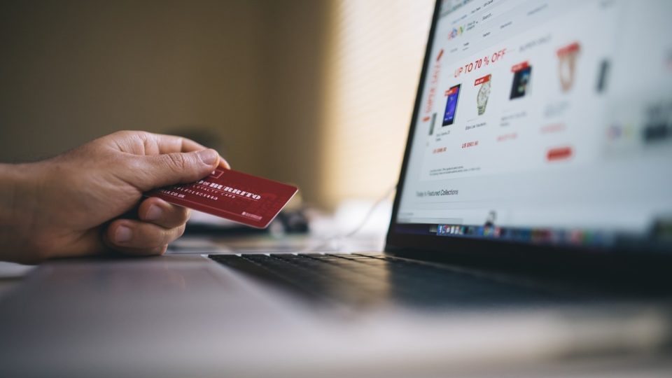 Como a transformação digital pode acelerar resultados nas estratégias de vendas na Black Friday? Como a transformação digital pode acelerar resultados na Black Friday?