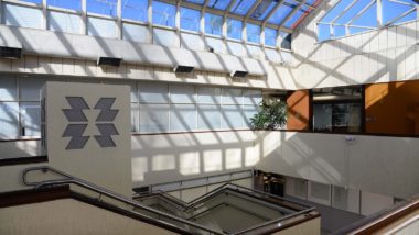 Imagem interna da sede da Copel, em Curitiba.